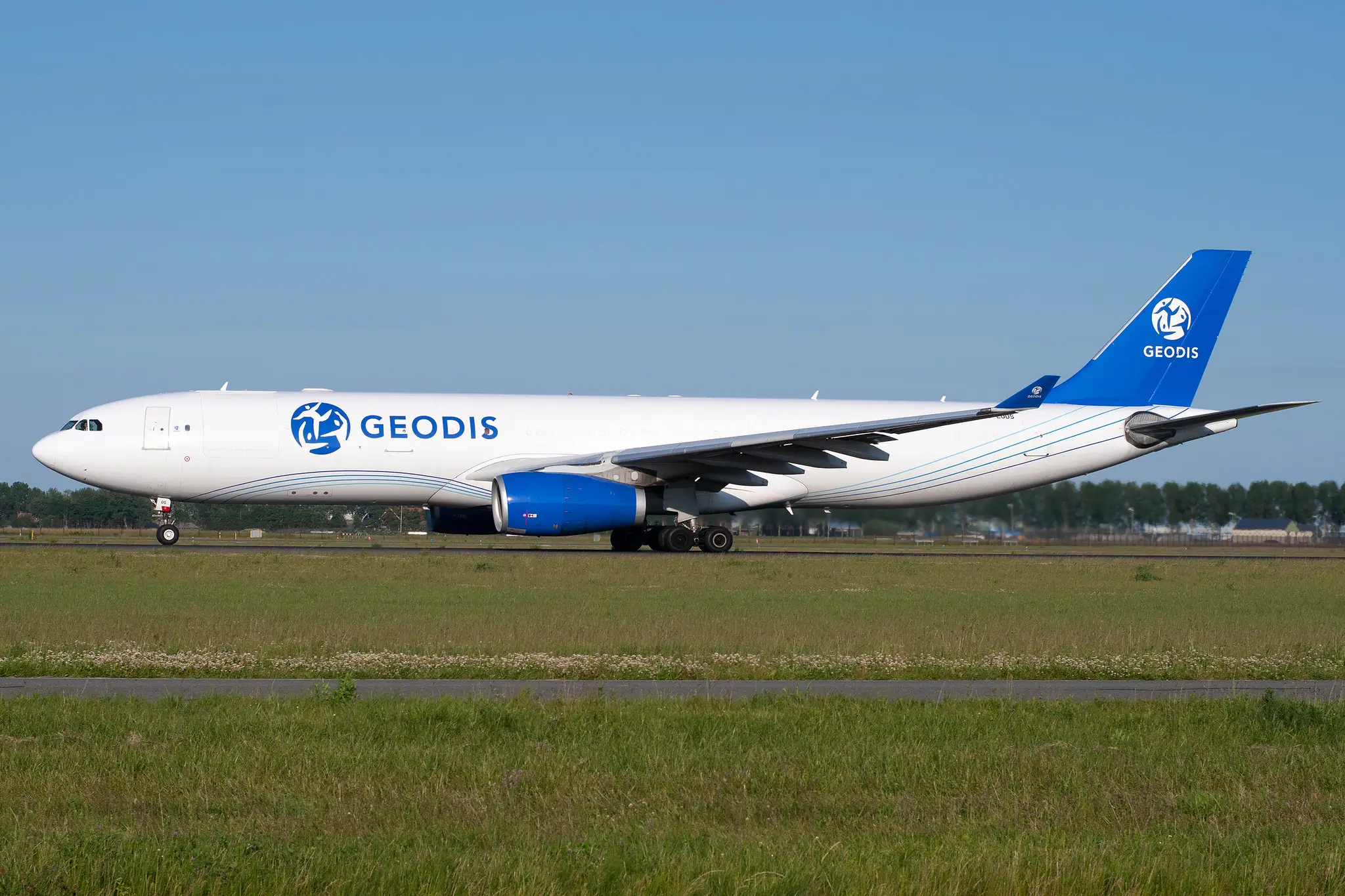 激レア！ULS Airlines Cargo A330-300F モデルプレーン 値下げ】激レア！ULS Airlines Cargo A330-300F - メルカリ